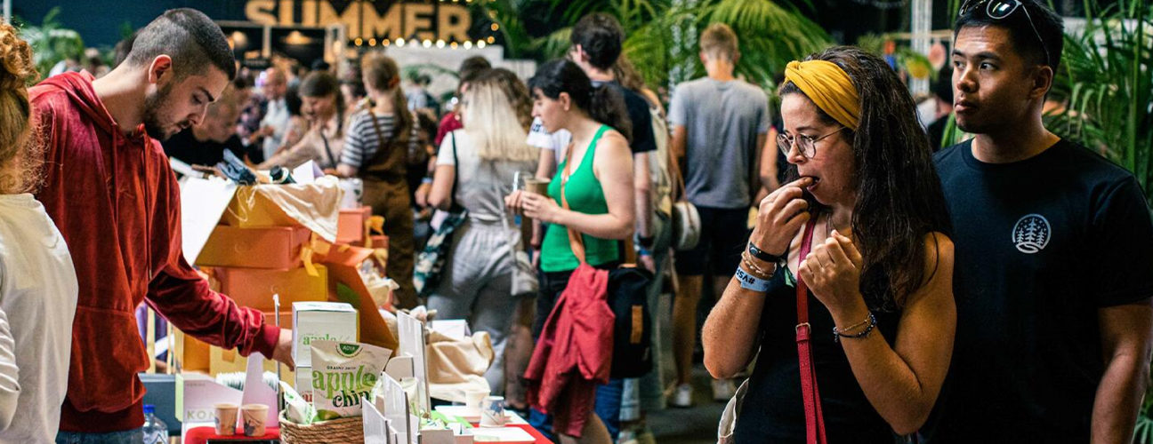 Dégustation de produits végans au Vegan Summer Fest à Gand